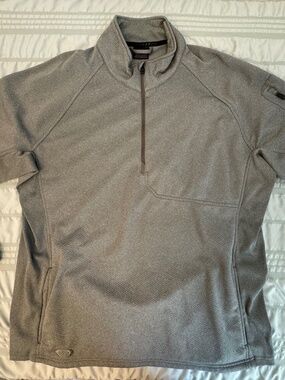 Men’s Oakley  Quarter Zip Pullover XXL Gray Performance Jacket